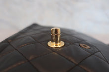 Load image into Gallery viewer, CHANEL Paris Limited Matelasse double flap chain shoulder bag Lambskin Black/Gold hadware Shoulder bag 800040024
