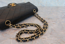 Load image into Gallery viewer, CHANEL Matelasse double flap double chain shoulder bag Lambskin Black/Gold hadware Shoulder bag 800070030
