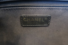 Load image into Gallery viewer, CHANEL GST Tote bag Lambskin Black/Gold hadware Tote bag 700120077
