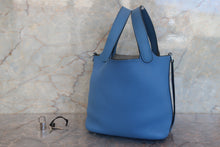 画像をギャラリービューアに読み込む, HERMES／エルメス ピコタンロックタッチＰＭ トリヨンクレマンス/ヴォースイフト ブルーパラダイス T刻印 ハンドバッグ 700100239
