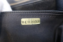 Load image into Gallery viewer, CHANEL GST Tote bag Lambskin Black/Gold hadware Tote bag 700120077
