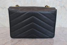 画像をギャラリービューアに読み込む, CHANEL/シャネル Vステッチチェーンショルダーバッグ キャビアスキン ブラック/ゴールド金具 ショルダーバッグ 800020273
