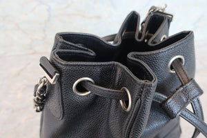CHANEL CC mark drawstring chain shoulder bag Caviar skin Black/Silver hadware Shoulder bag 700060035