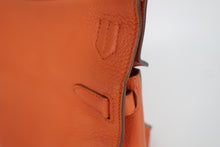 Load image into Gallery viewer, HERMES JYPSIERE 28 Clemence leather Orange □O Engraving Shoulder bag 800100007

