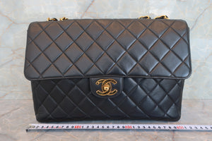 CHANEL/シャネル 中マトラッセシングルフラップチェーンショルダーバッグ ラムスキン ブラック/ゴールド金具 ショルダーバッグ 700070111