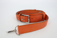 Load image into Gallery viewer, HERMES JYPSIERE 28 Clemence leather Orange □O Engraving Shoulder bag 800100007
