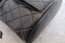 將圖片載入圖庫檢視器 CHANEL/シャネル マトラッセチェーンリュック ラムスキン ブラック/ゴールド金具 リュック 800020257
