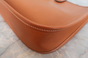 HERMES EVELYNE 1PM Epsom leather Gold □I刻印 Shoulder bag 600090160