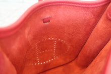 Load image into Gallery viewer, HERMES  EVELYNE TPM Clemence leather Vermillon Z Engraving Shoulder bag 700080179
