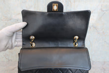 画像をギャラリービューアに読み込む, CHANEL/シャネル マトラッセＷフラップＷチェーンショルダーバッグ ラムスキン ブラック/ゴールド金具 ショルダーバッグ 800040130
