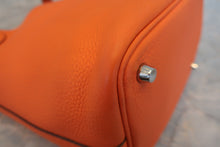 画像をギャラリービューアに読み込む, HERMES／エルメス ピコタンロックＰＭ トリヨンクレマンス オレンジポピー A刻印 ハンドバッグ 800010088
