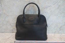 Load image into Gallery viewer, HERMES／BOLIDE 31 Clemence leather Black □H Engraving Shoulder bag 700120097
