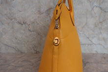 将图片加载到图库查看器，HERMES BOLIDE 35 Graine Couchevel leather Jaune □A刻印 Shoulder bag 800020121
