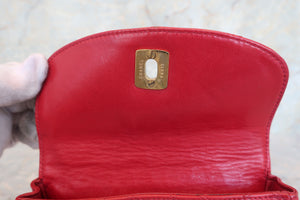 CHANEL Vicolore waist pouch Lambskin Red/Gold hadware Waist pouch 60005056