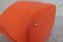 Load image into Gallery viewer, HERMES PICOTIN LOCK GM Clemence leather Feu T Engraving Hand bag 600080214
