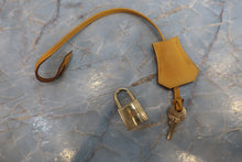 将图片加载到图库查看器，HERMES BOLIDE 35 Graine Couchevel leather Jaune □A刻印 Shoulder bag 800020121

