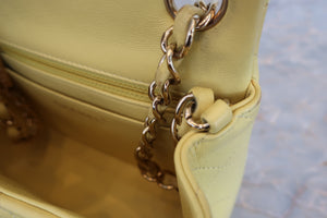 CHANEL/シャネル ミニマトラッセシングルフラップチェーンショルダーバッグ ラムスキン イエロー/ゴールド金具 ショルダーバッグ 700070095