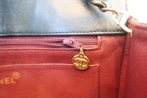 CHANEL/シャネル ダイアナマトラッセチェーンショルダーバッグ ラムスキン ブラック/ゴールド金具 ショルダーバッグ 700090232