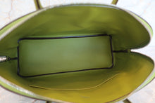 将图片加载到图库查看器，HERMES　BOLIDE 1923 Chevre myzore goatskim Anise green □J刻印 Hand bag 600050037
