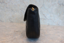 将图片加载到图库查看器，CHANEL/CF 大号经典双C 链条包 羊皮 Black/Gold hadware(黑色/金色金属) 肩背包 800040043
