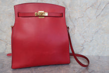 将图片加载到图库查看器，HERMES KELLY SPORT GM Box carf leather Rouge vif 〇X刻印 Shoulder bag 600100135
