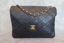 画像をギャラリービューアに読み込む, CHANEL/シャネル マトラッセチェーンショルダーバッグ ラムスキン ブラック/ゴールド金具 ショルダーバッグ 800070115
