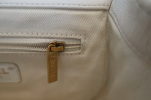 CHANEL/シャネル マトラッセショルダーバッグ キャビアスキン ホワイト/ゴールド金具 ショルダーバッグ 700070099