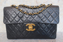 Load image into Gallery viewer, CHANEL Medium Matelasse Single flap chain shoulder bag Lambskin Black/Gold hadware Shoulder bag 600100209
