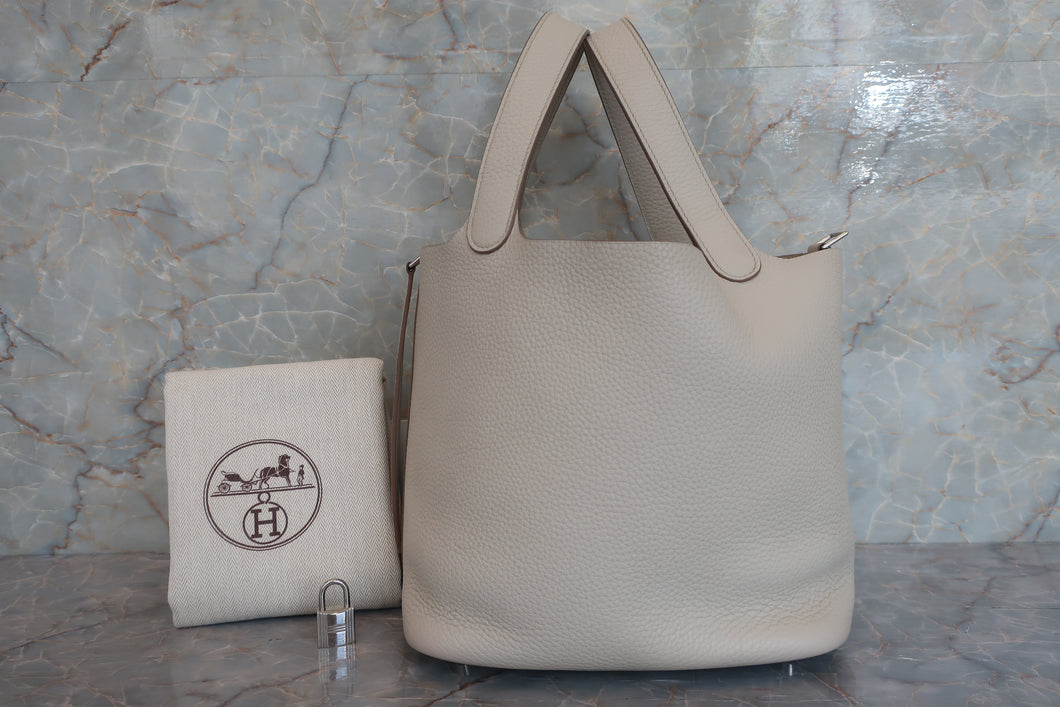 HERMES／エルメス ピコタンロックＭＭ トリヨンクレマンス クレ C刻印 ハンドバッグ 600070073