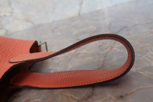 画像をギャラリービューアに読み込む, HERMES／エルメス ピコタンロックＰＭ トリヨンクレマンス クレヴェット □Q刻印 ハンドバッグ 700110001
