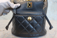將圖片載入圖庫檢視器 CHANEL/シャネル マトラッセチェーンリュック ラムスキン ブラック/ゴールド金具 リュック 800030206
