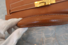 将图片加载到图库查看器，HERMES KELLY 32 Clemence leather Gold □C刻印 Hand bag 600080196
