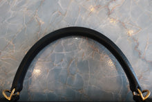 Load image into Gallery viewer, HERMES KELLY 32 Box carf leather Black Hand bag 700070105
