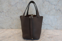将图片加载到图库查看器，HERMES PICOTIN LOCK PM Clemence leather Cacao □N刻印 Hand bag 800080202
