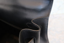 Load image into Gallery viewer, HERMES KELLY 32 Box carf leather Black Hand bag 700070105
