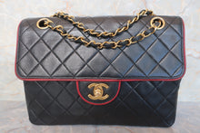 Load image into Gallery viewer, CHANEL Matelasse chain shoulder bag Lambskin Black/Red/Gold hadware Shoulder bag 600110008
