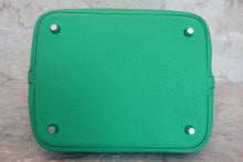 Load image into Gallery viewer, HERMES PICOTIN LOCK Eclat MM Clemence leather/Swift leather Menthe/Vert bosphore Z Engraving Hand bag 800050145
