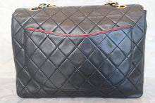 Load image into Gallery viewer, CHANEL Matelasse chain shoulder bag Lambskin Black/Red/Gold hadware Shoulder bag 600110008
