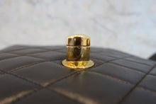 将图片加载到图库查看器，CHANEL/香奈儿 中号CF 单盖包 双链条包 羊皮 Black/Gold hadware(黑色/金色金属) 肩背包 800040030
