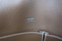 画像をギャラリービューアに読み込む, HERMES／エルメス ジプシエール34 トリヨンクレマンス ゴールド □O刻印 ショルダーバッグ 700070101
