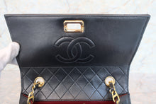 画像をギャラリービューアに読み込む, CHANEL/シャネル 2.55台形チェーンショルダーバッグ ラムスキン ブラック/ゴールド金具 ショルダーバッグ 700080155
