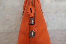 Load image into Gallery viewer, HERMES／BOLIDE 31 Clemence leather Orange □I Engraving Shoulder bag 600070142
