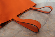 画像をギャラリービューアに読み込む, HERMES／エルメス ピコタンロックＭＭ トリヨンクレマンス オレンジ □N刻印 ハンドバッグ 700100185
