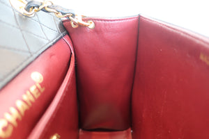 CHANEL/シャネル 2.55台形チェーンショルダーバッグ ラムスキン ブラック/ゴールド金具 ショルダーバッグ 700080155