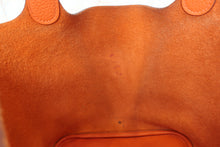 画像をギャラリービューアに読み込む, HERMES／エルメス ピコタンロックＭＭ トリヨンクレマンス オレンジ □N刻印 ハンドバッグ 700100185
