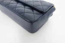 将图片加载到图库查看器，CHANEL/香奈儿 迷你CF 链条包 羊皮 Navy/Gold hardware(藏蓝色/金色金属) 肩背包 800100041
