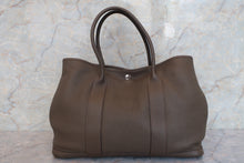 将图片加载到图库查看器，HERMES GARDEN PARTY PM Negonda leather Olive green □P刻印 Tote bag 600080221
