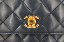 将图片加载到图库查看器，CHANEL/香奈儿 迷你CF 链条包 羊皮 Navy/Gold hardware(藏蓝色/金色金属) 肩背包 800100041
