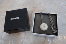 Load image into Gallery viewer, CHANEL CC mark necklace Silver plated/Plastic Silver Necklace 500090150
