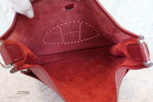 将图片加载到图库查看器，HERMES  EVELYNE 2GM Clemence leather Rouge H Shoulder bag 700040123
